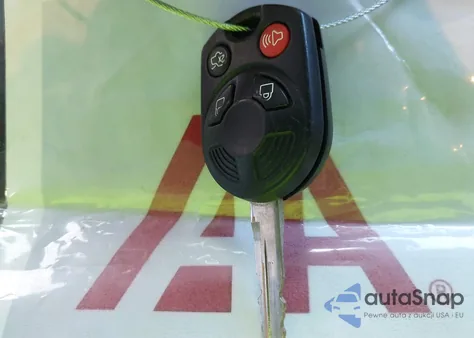 2010 Lincoln Mkz z USA, uszkodzony, nr VIN 3LNHL2GC9AR754629